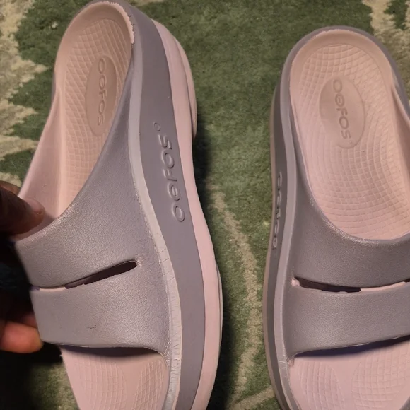 OOFOS Lavender and Gray Slide Sandals - Picture 2 of 10